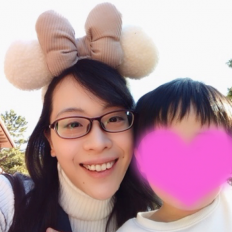 キッズバイリンガル講師 Saori 先生 - 産経オンライン英会話Plus